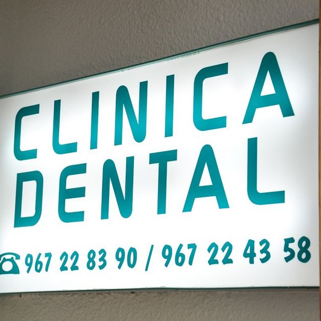 Clínica Dental María Dolores Alfaro Aroca y José María Martínez Utrilla instalaciones 10